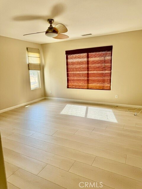 Building Photo - 1379 Valley Rose Way