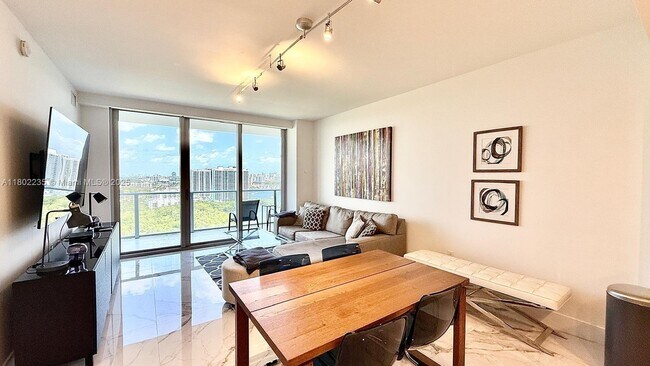 Building Photo - 16385 Biscayne Blvd
