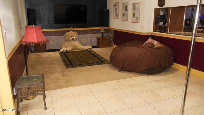 Building Photo - 1627 E Fremont Dr