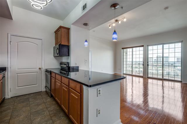 Building Photo - 3225 Turtle Creek Blvd Blvd