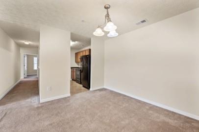 Building Photo - 5304 Fairington Club Dr