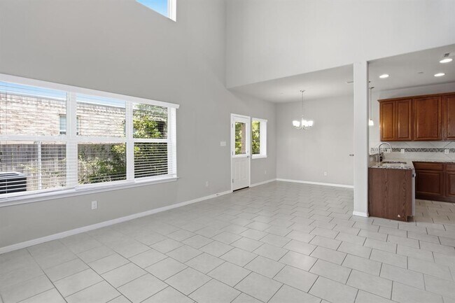 Building Photo - 2304 S Lakeline Blvd