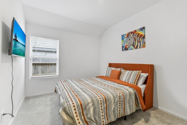 Building Photo - 3126 Stonebriar Dr