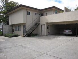 Building Photo - 718 N Claremont St