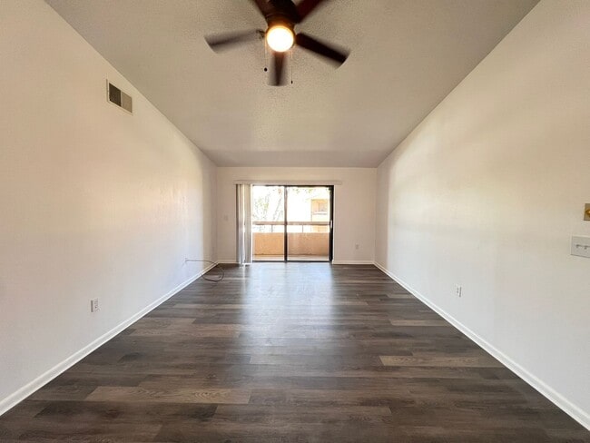 Building Photo - Great Apartment for rent!