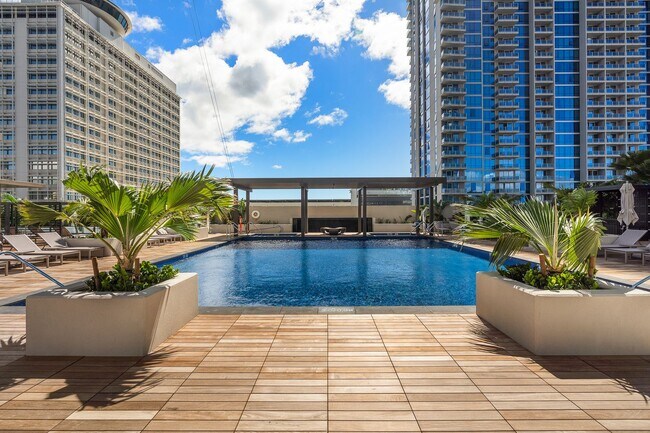 Building Photo - Sky Ala Moana West — 2 Bed / 2 Bath / 2 Parking