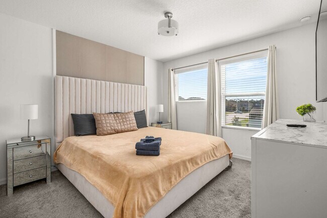 Building Photo - 8953 Amelia Downs Trail