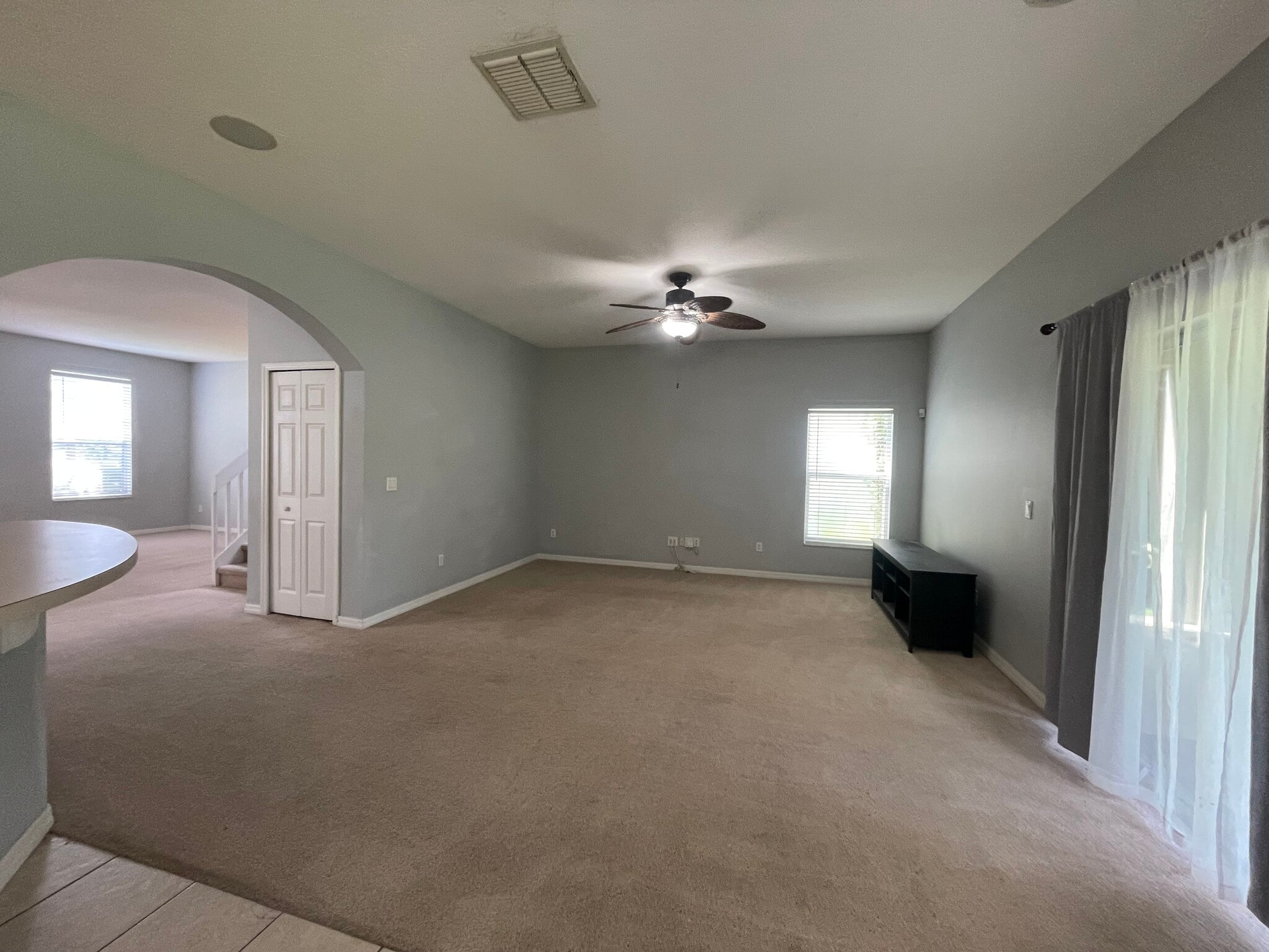 Building Photo - 9805 Portofino Dr