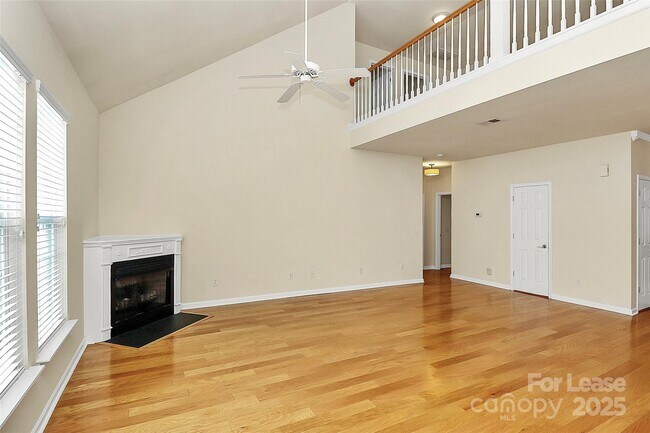 Building Photo - 10212 Jacobs Creek Dr