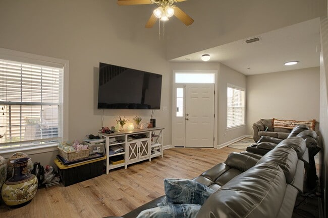 Building Photo - Call Sabrina Thomas at 757-767-0767 for more information