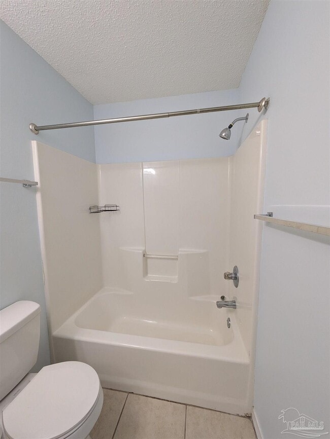Building Photo - 3359 Green Briar Cir