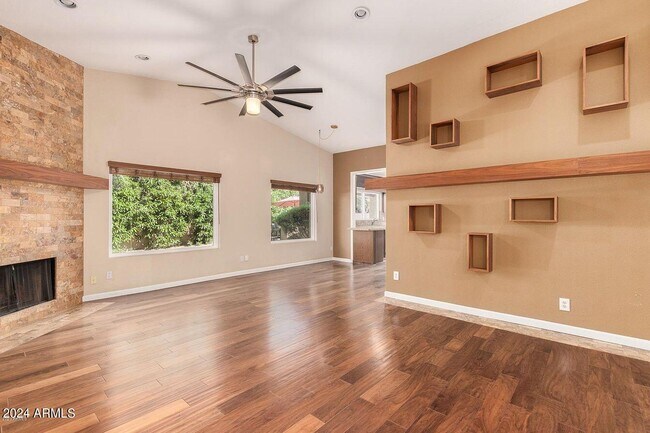 Building Photo - 6863 E Phelps Rd