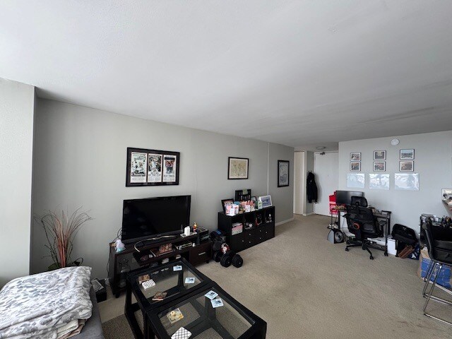 Building Photo - 655 W Irving Park Rd