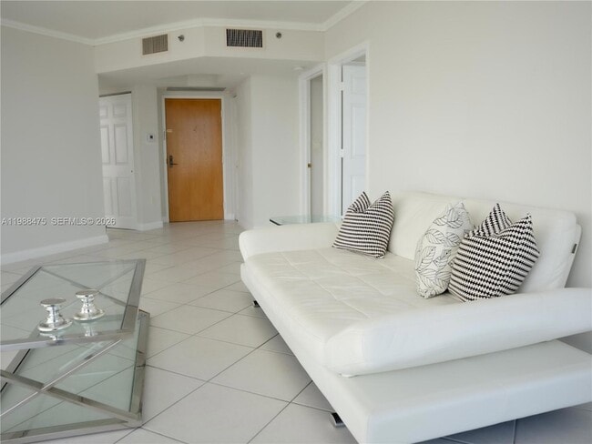 Building Photo - 7330 Ocean Terrace