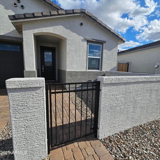 Building Photo - 30509 Oleander Wy