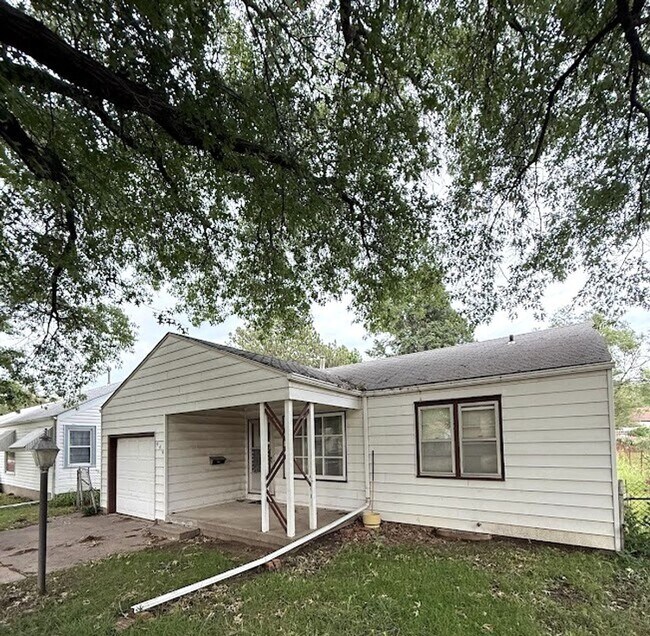 Building Photo - **Available Now...Never Have to Move Again! Don’t Miss Out…This Home Will Go Fast!**