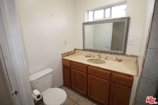Building Photo - 17614 Bromley St