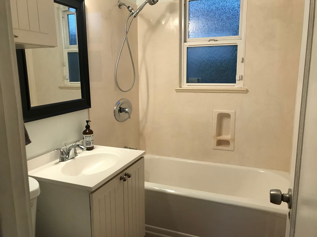 Building Photo - 3752 Meade Ave