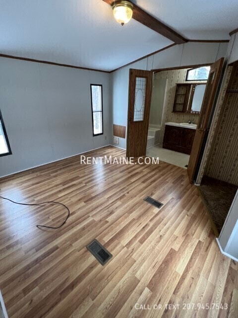 Building Photo - 17 Schoppe Dr