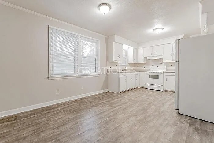 Building Photo - 209 Biddle Rd