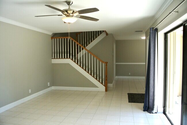 Building Photo - 121 Ocean Cove Dr