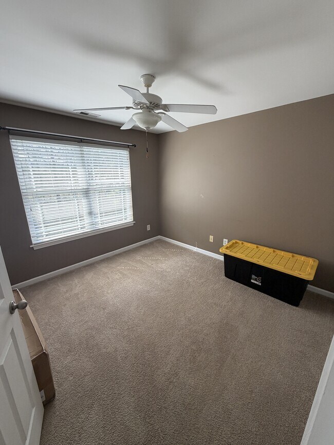 Building Photo - 4140-41U1 Kittrell Farms Dr