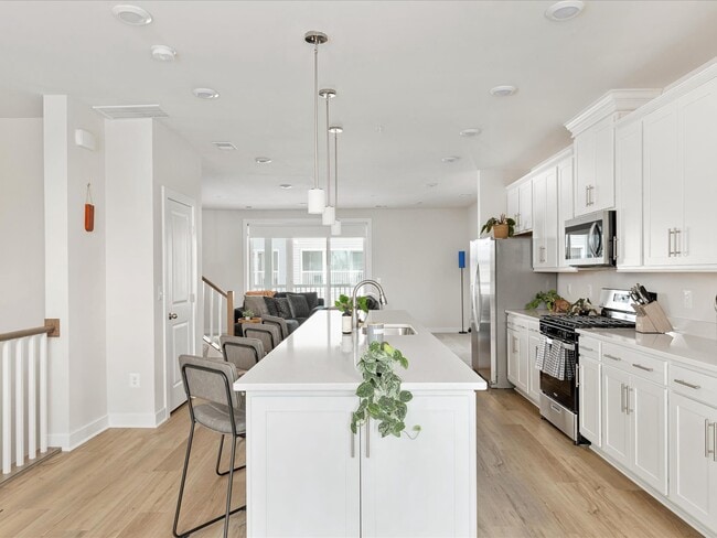 Building Photo - 20835 Owenmore Ter