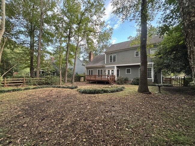Building Photo - NEW TO MARKET: Cameron Woods Community!