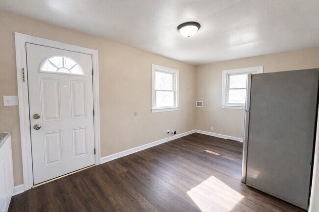 Building Photo - 1214 Gordon St