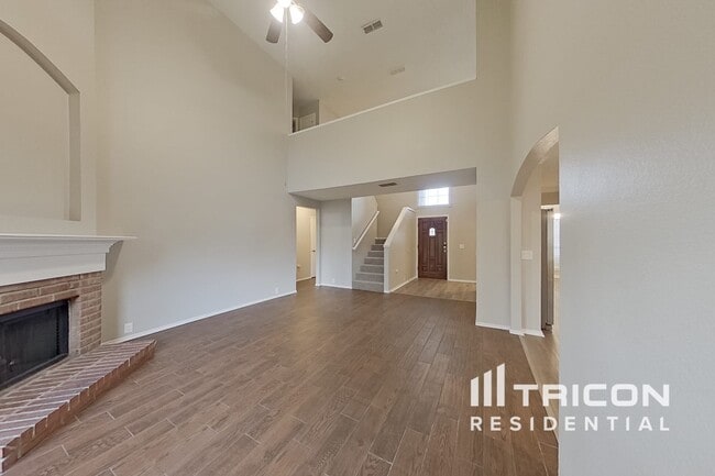 Building Photo - 820 Norfolk Dr