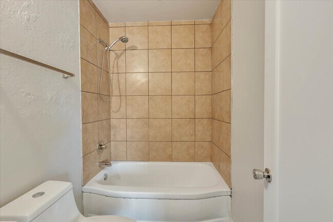 Building Photo - 2000 N Douglas Blvd