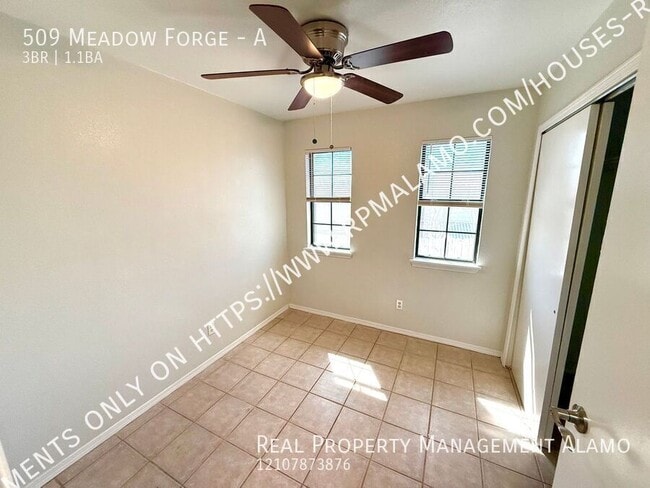 Building Photo - 509 Meadow Forge