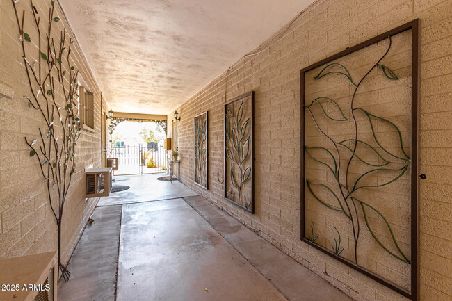 Building Photo - 3540 E Montecito Ave