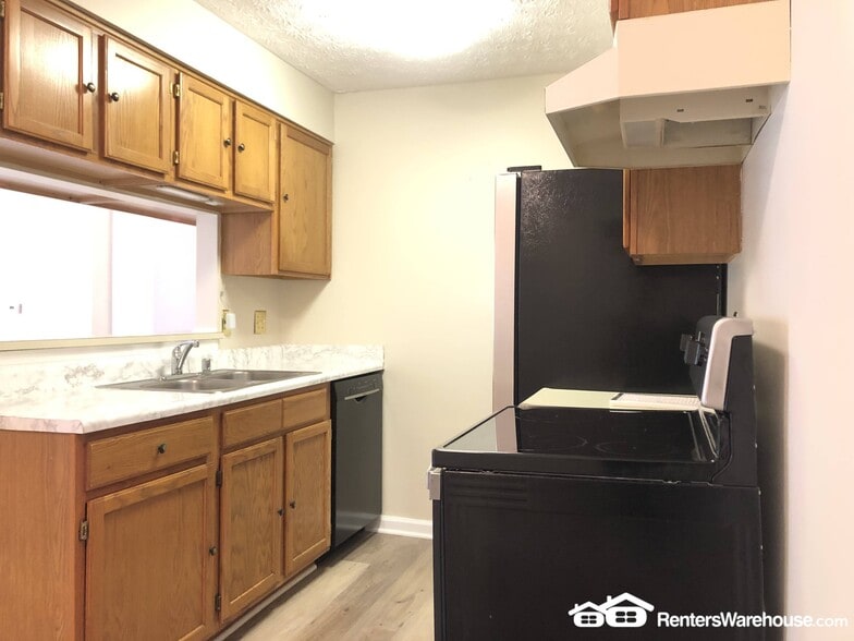 Building Photo - 6300 Bayberry Ct