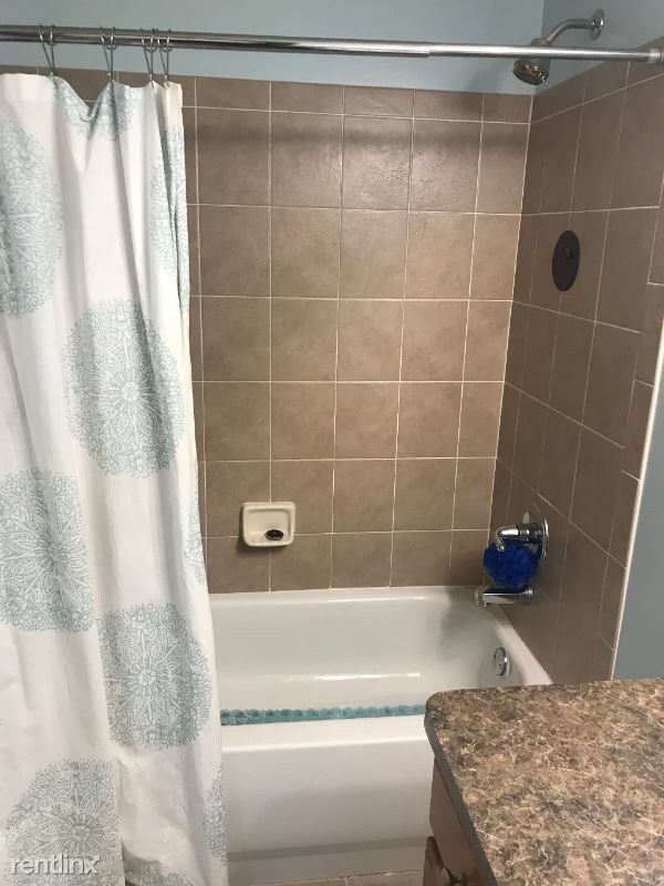 Building Photo - 52165 Naugatuck Dr