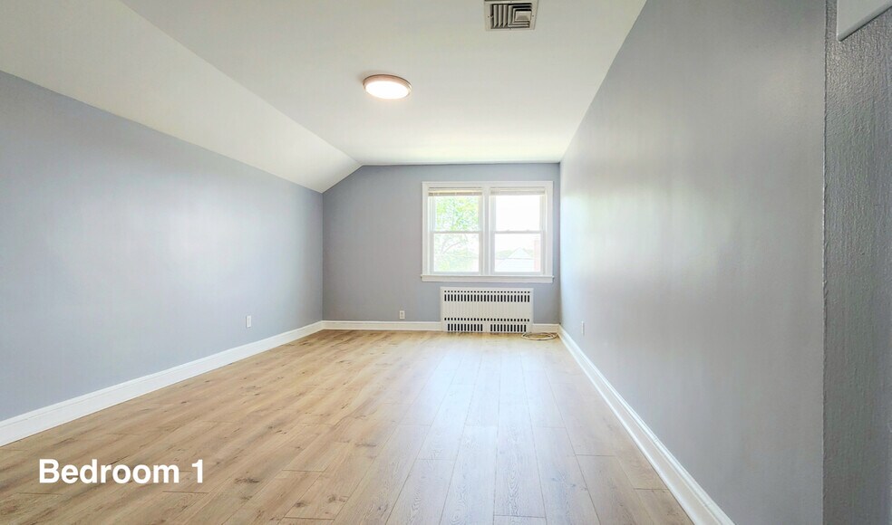 Large Bedroom 1 - 63 Hamilton Ave