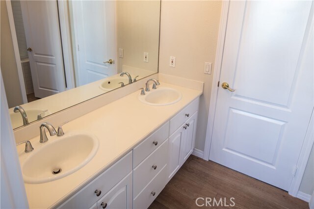 Building Photo - 10 Siena