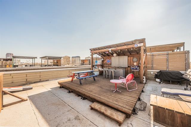 Building Photo - 3911 Gilbert Ave