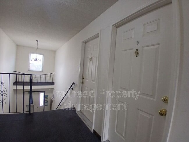 Building Photo - 1301 E Frederick St