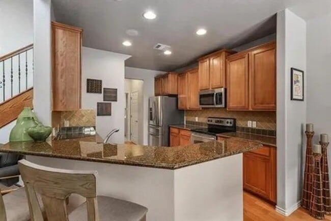 Building Photo - 2 Bed 2.5 Bath in Lewisville