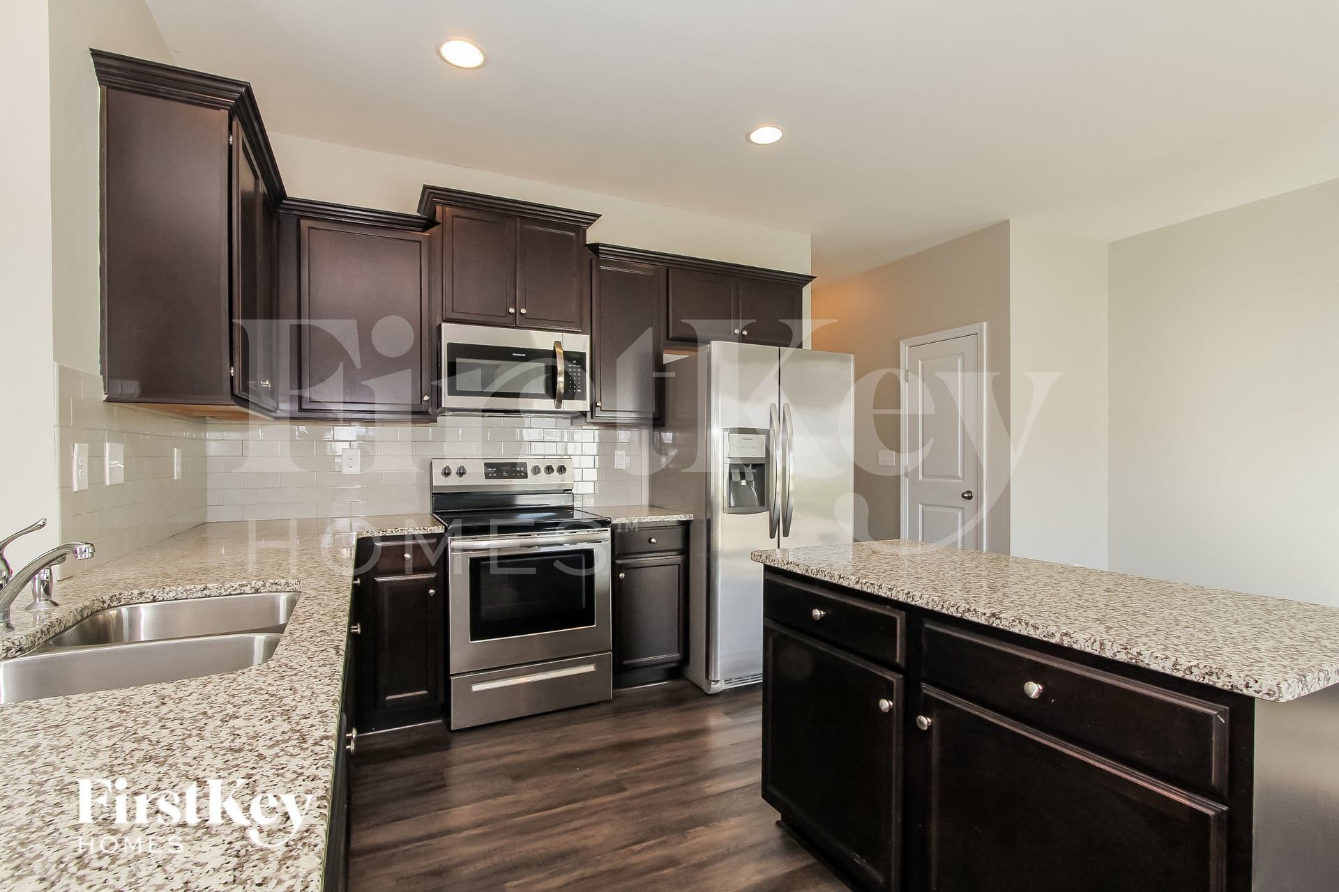 Building Photo - 165 N Cromwell Dr