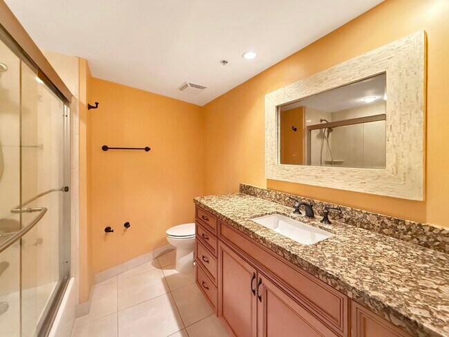 Building Photo - 3000 N Ocean Dr