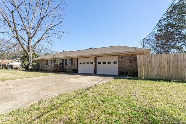 Building Photo - 110 Diane Dr