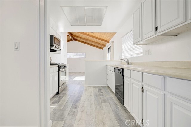 Building Photo - 6011 Bellaire Ave