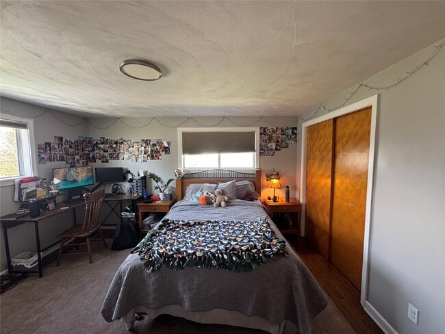 Building Photo - 4520 Marshall Dr W