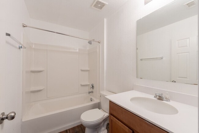 Building Photo - 11326 Fine Design