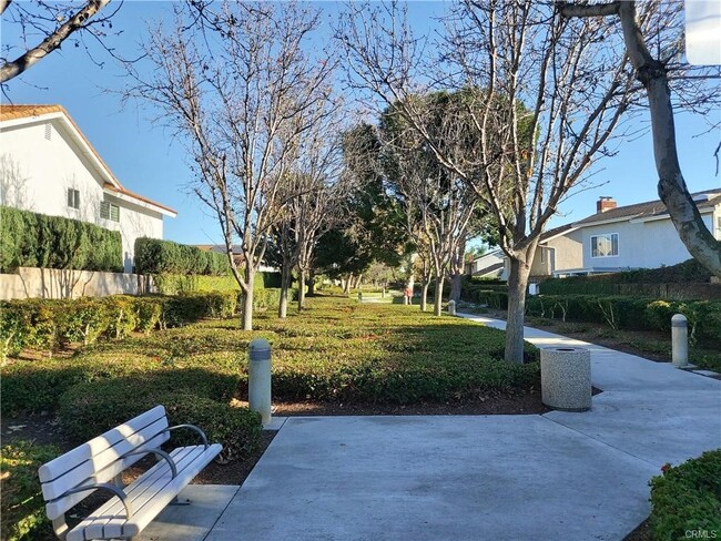 Building Photo - 27 Bluecoat