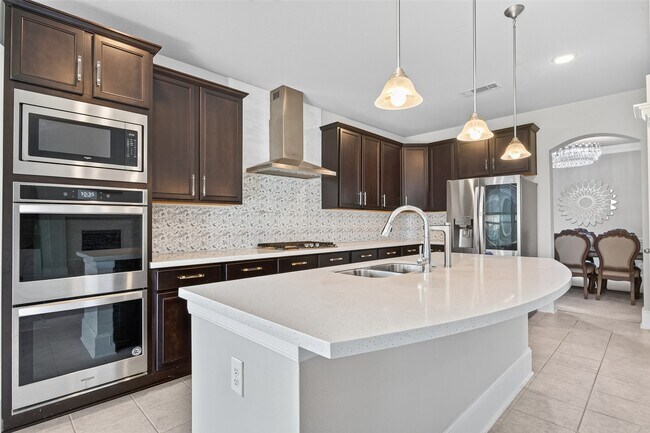 Building Photo - 32931 Franklin Brooks Dr
