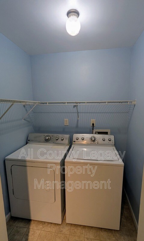 Building Photo - 1468 Briarwood Rd NE
