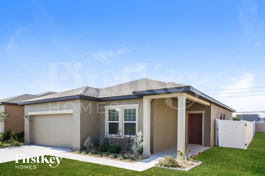 Building Photo - 837 Orchid Grove Blvd
